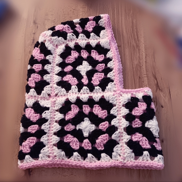 Handmade Womens Balaclava Hood - Picture 5 of 5